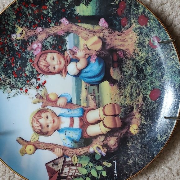 Collectors Plate - Picture 2 of 8